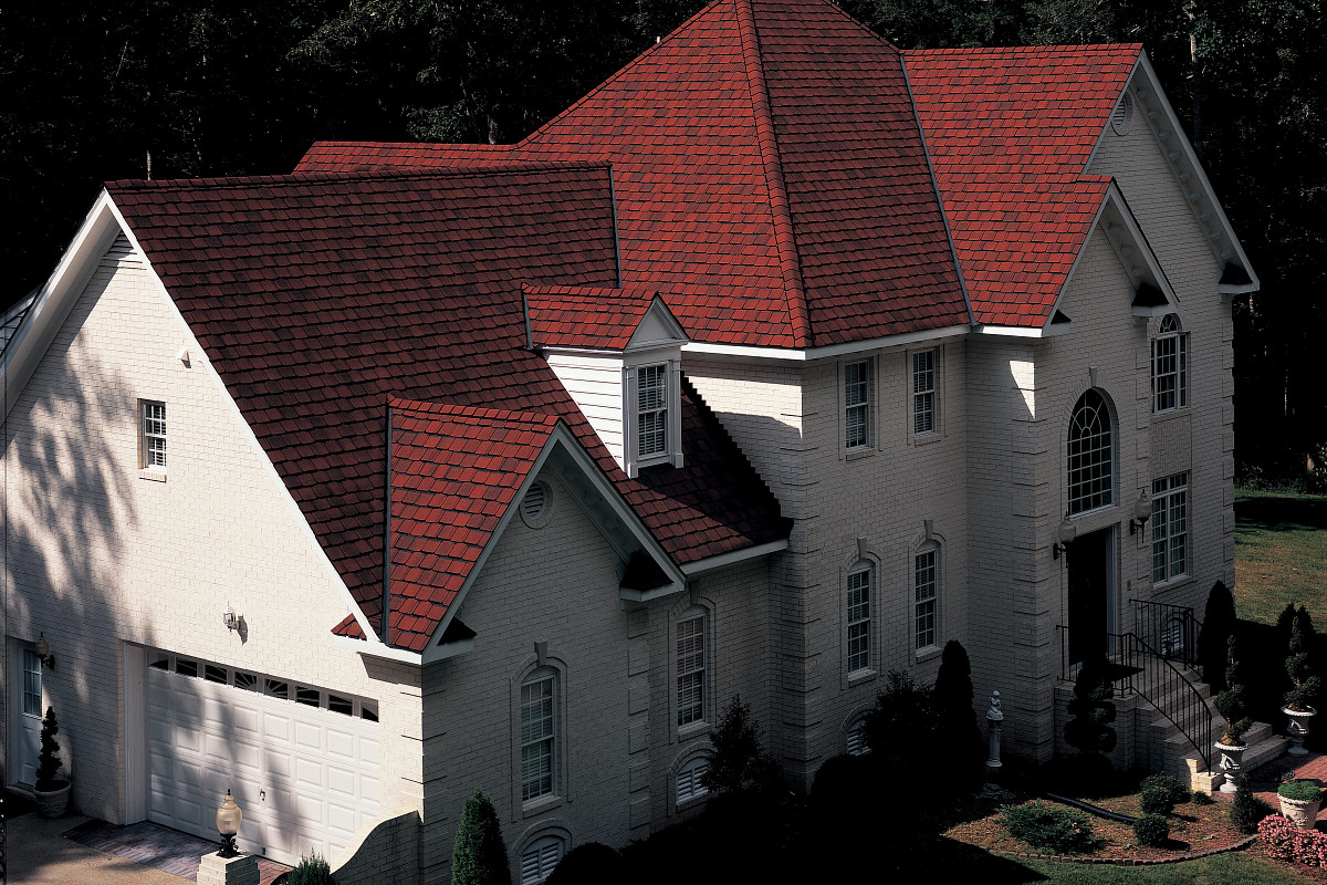 Florida home with Grand Manor Georgian Brick roof