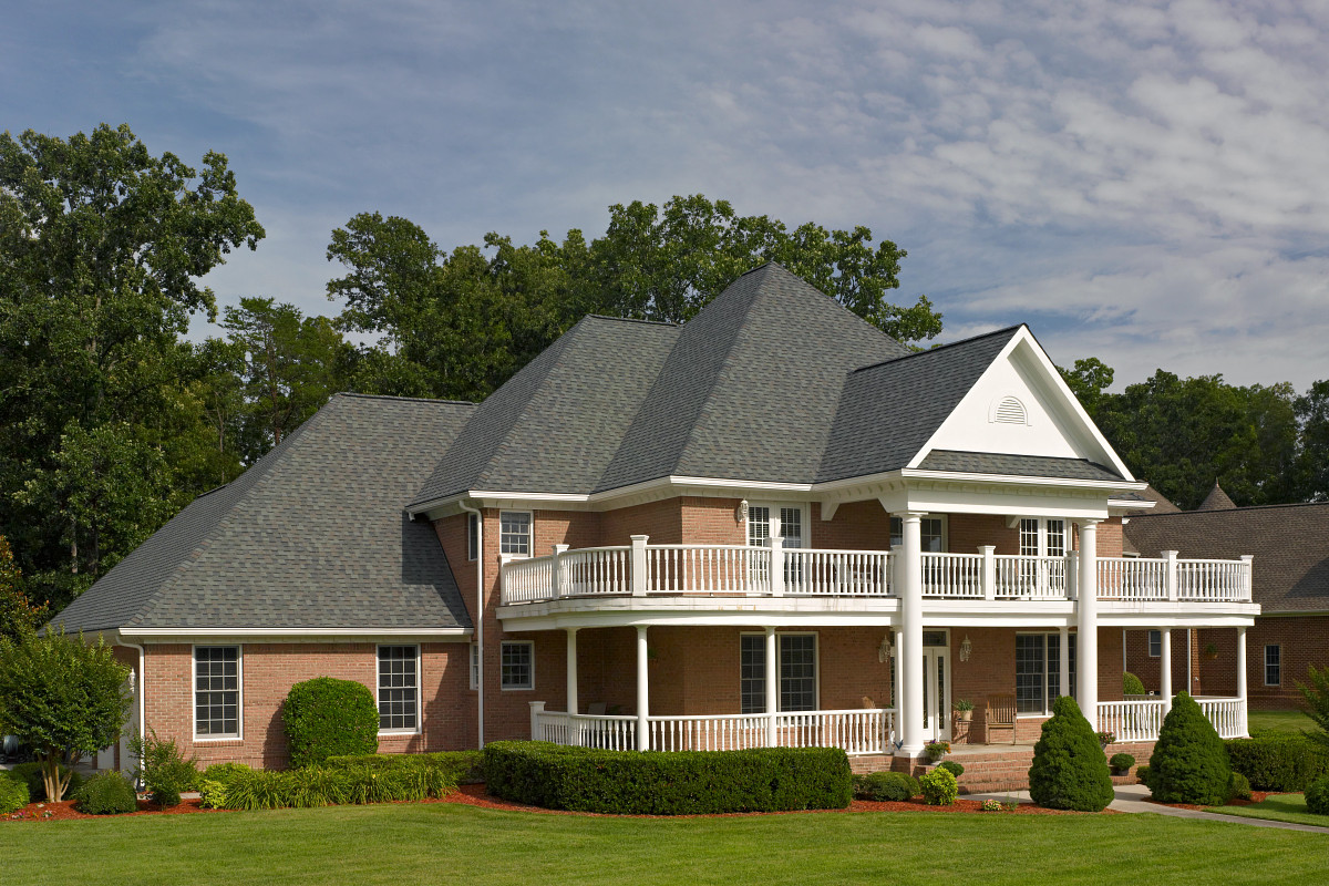 Florida home with Landmark Colonial Slate roof