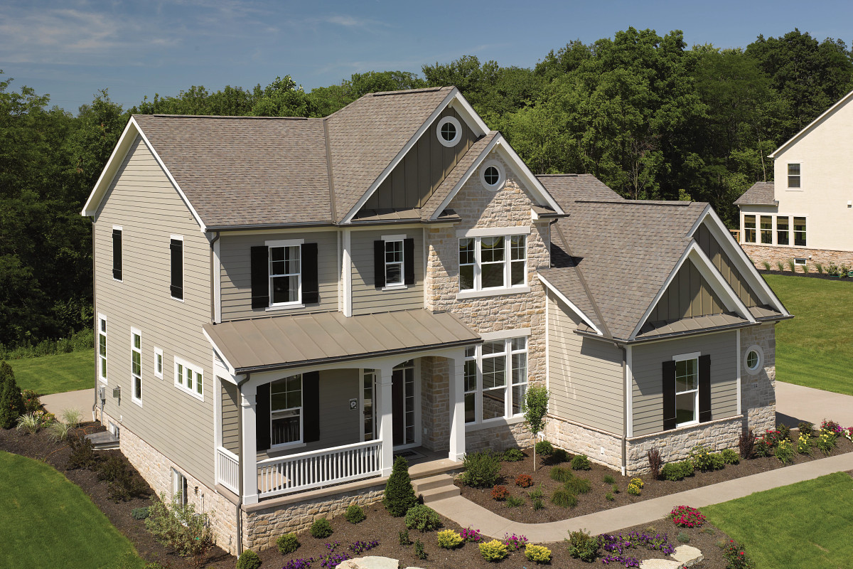Florida home with Landmark Mojave Tan roof