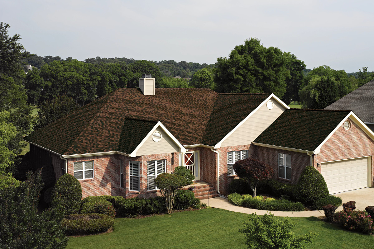 Florida home with Landmark Pro Max Def Burnt Sienna roof