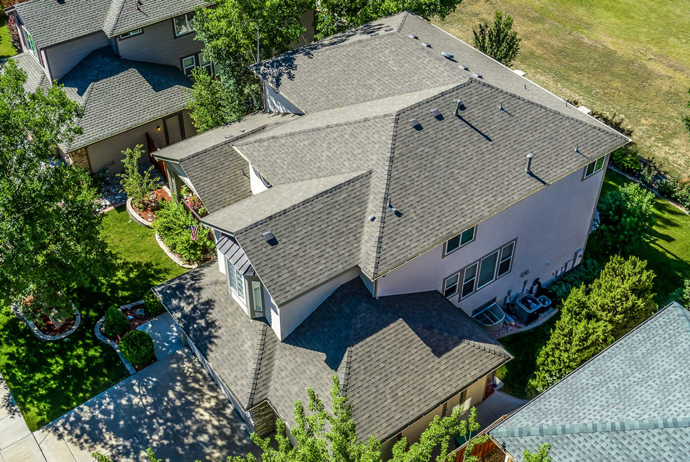 Florida home with Legacy Scotchgard Weathered Wood roof