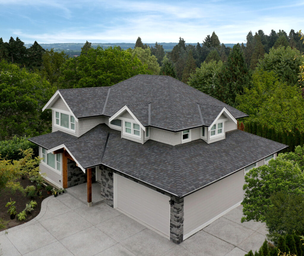 Florida home with Vista AR Black Oak roof