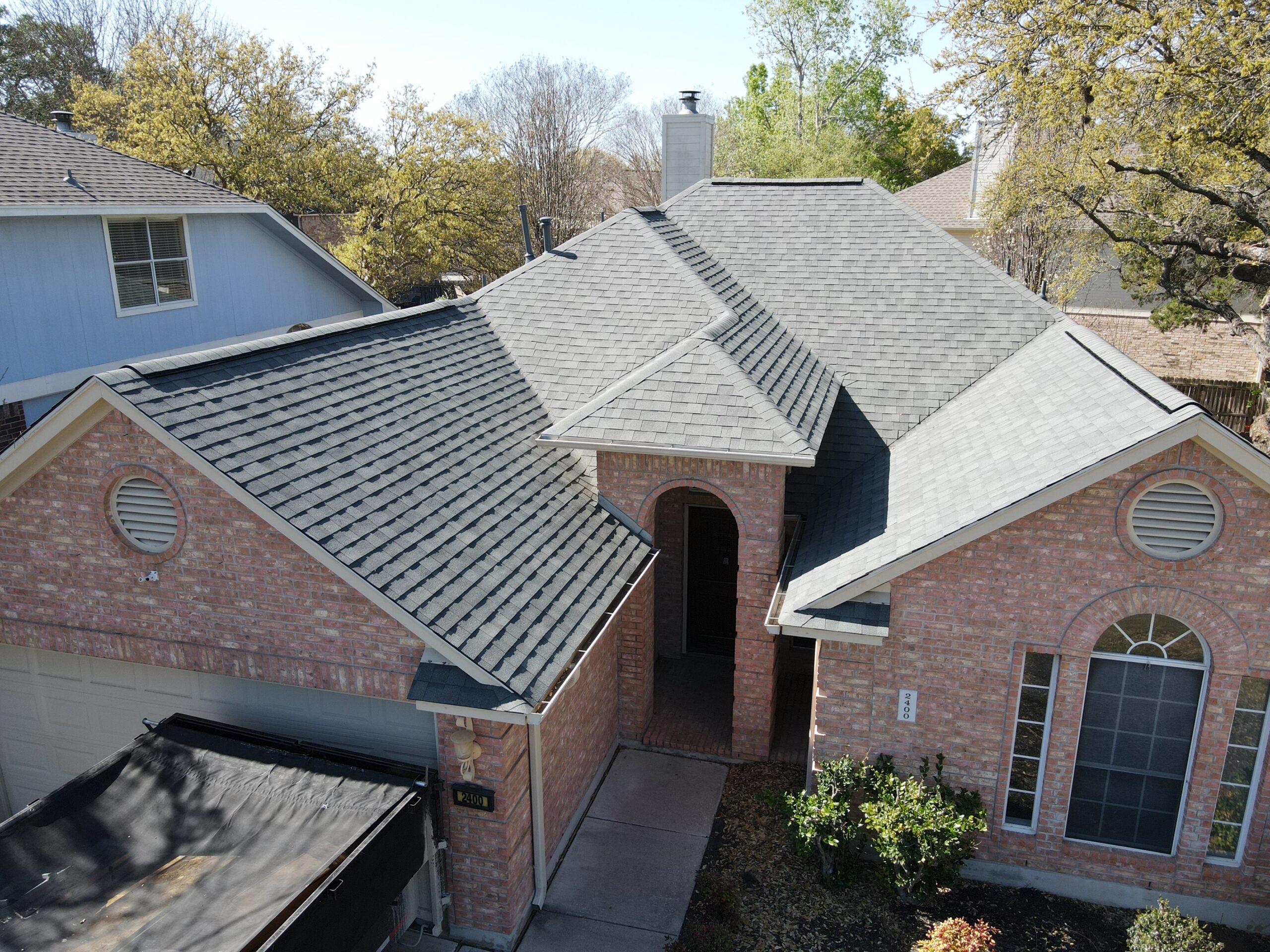 Florida home with Oakridge Estate Gray roof