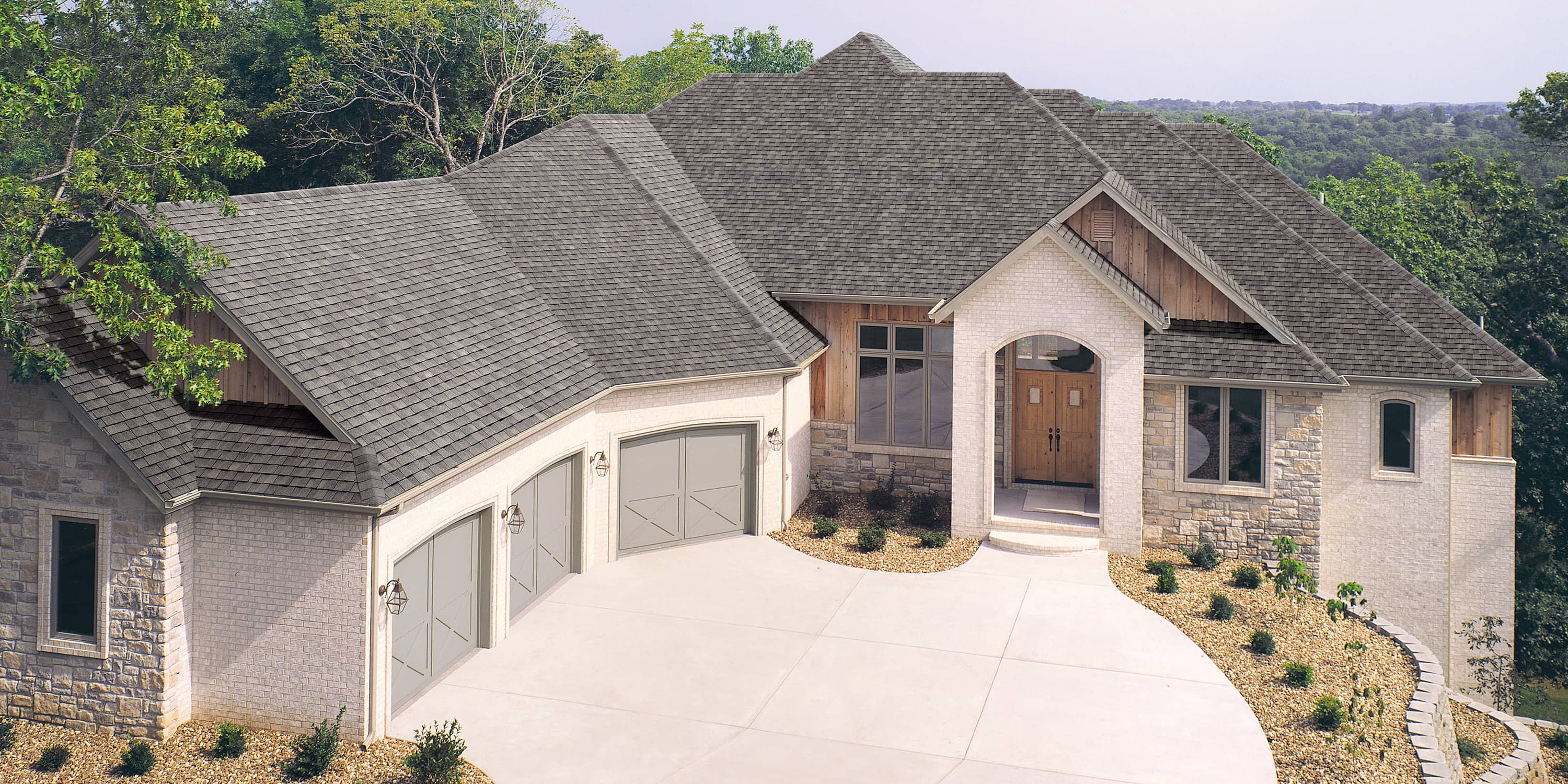 Florida home with Heritage Shadow Grey roof